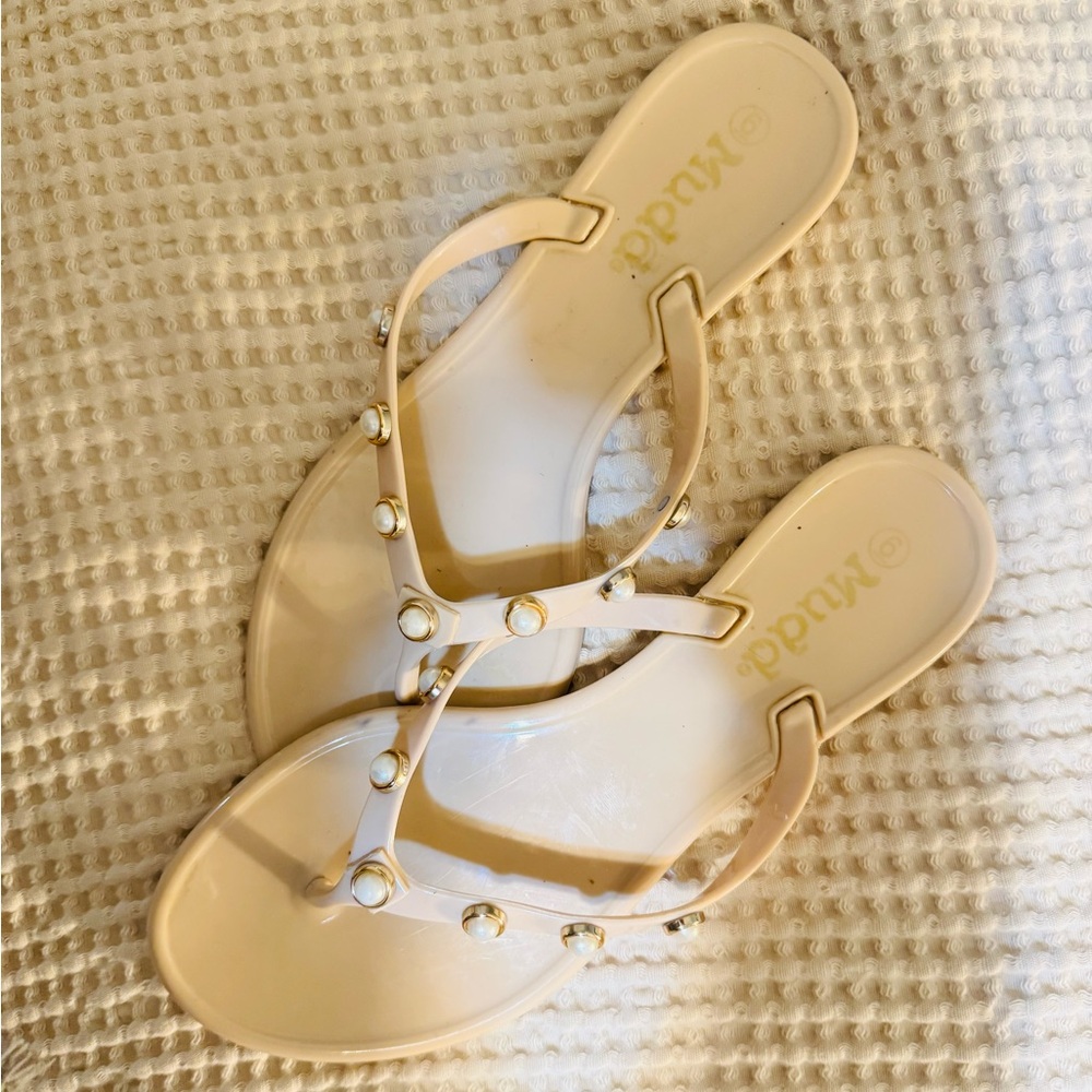 Mudd Cream Pearl-Embellished Sandals
